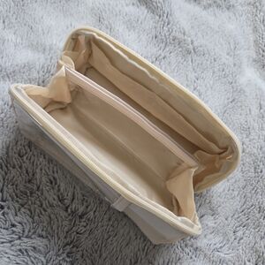 Elegant Cream Women's Bag